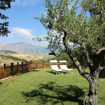 Holiday home Casa Immersa Nel Verde Torricella Peligna