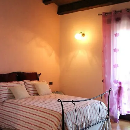 Casa Immersa Nel Verde *