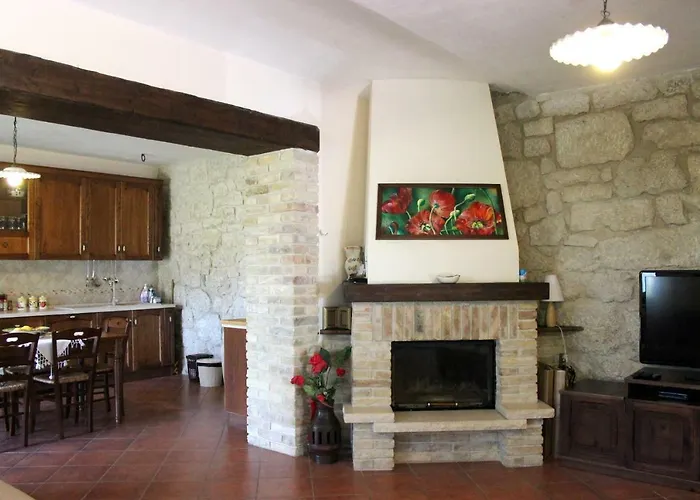 Casa Immersa Nel Verde *